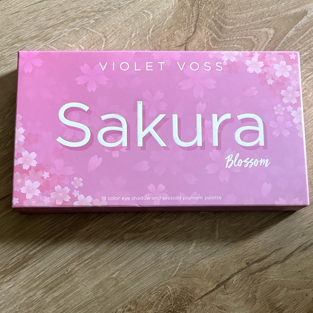 Violet Voss Sakura Blossom Eyeshadow Palette New Sealed Box